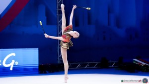 chn 40786 wang zilu sfe09021 simone ferraro ph